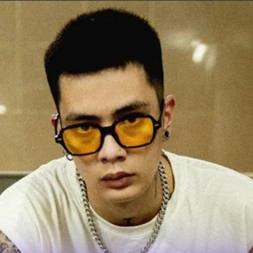 CEO Hoàng Phong EE88